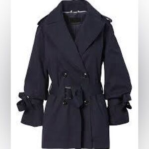 BANANA REPUBLIC Water-Resistant Drum Tie-Sleeve Hip-Length Trench in Navy — M